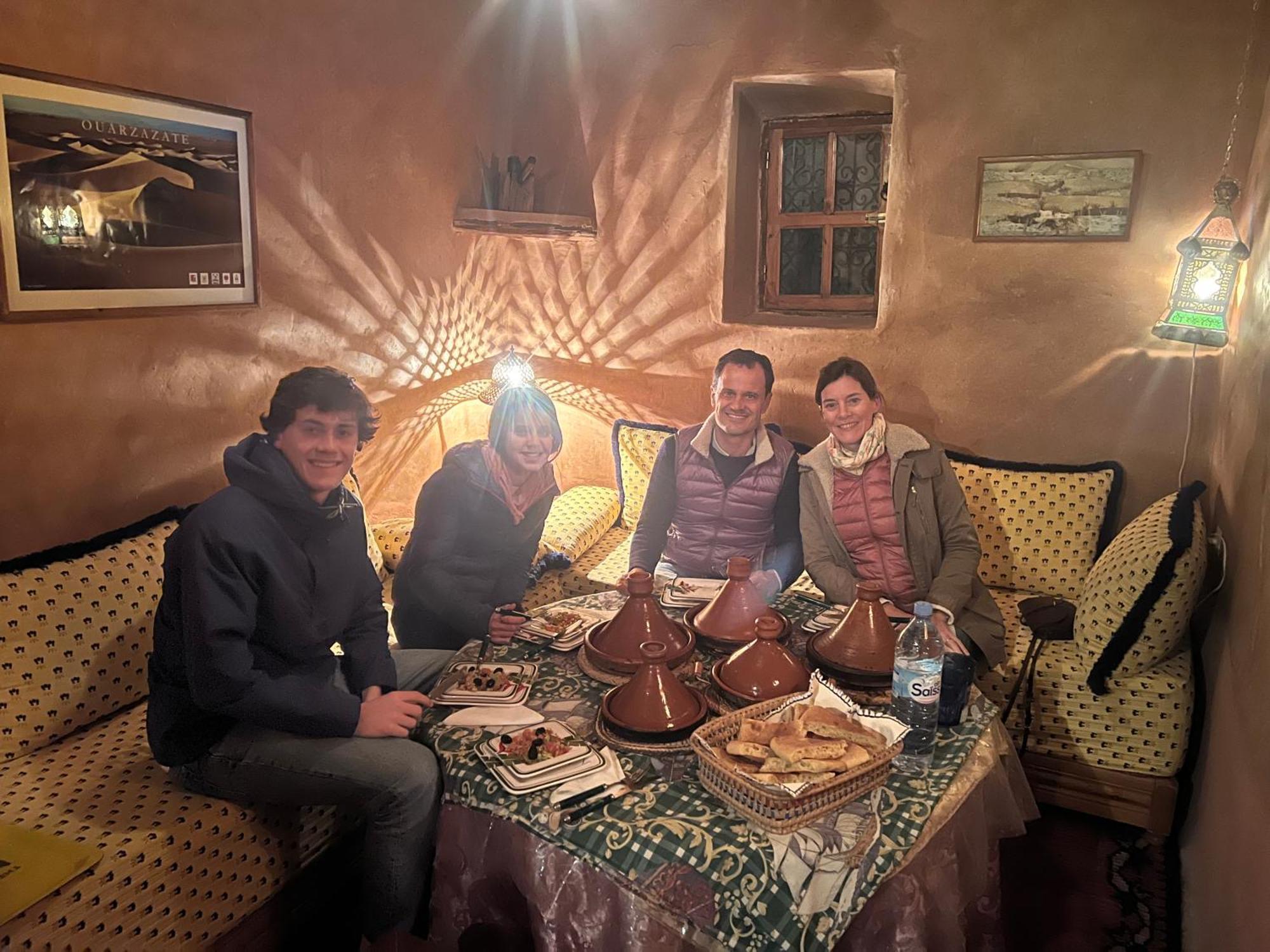 Hotel Kasbah Tigmi El Janoub à Ait Benhaddou Extérieur photo